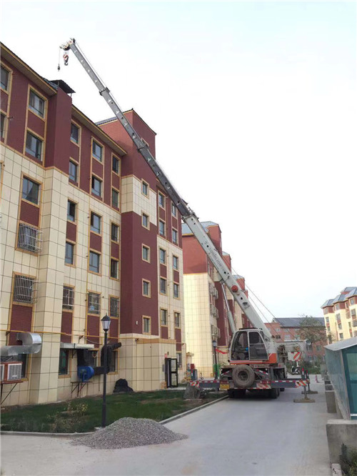 闻喜县跨街广告牌的高空安装注意事项