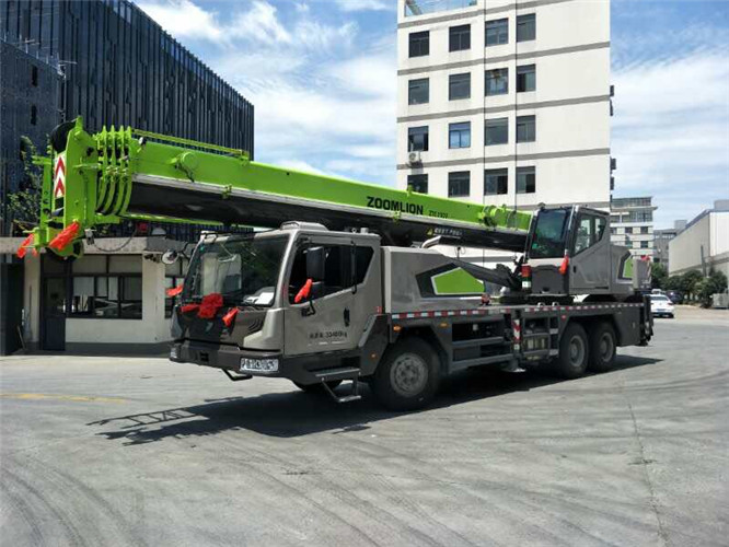 闻喜县跨街广告牌的高空安装注意事项