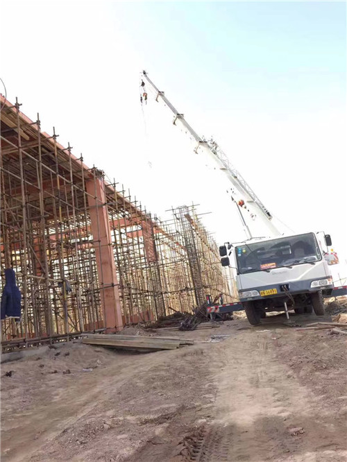 闻喜县25 吨、50 吨吊车怎么选？多大重量 / 半径适合对应车型？